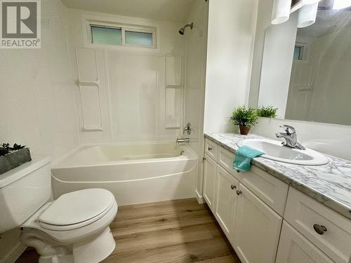 3803 Alderwood Court, Prince George, BC - Indoor Photo Showing Bathroom