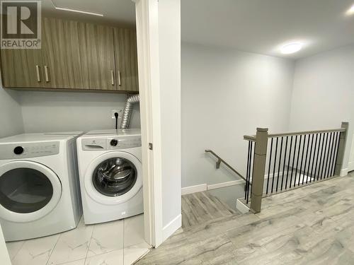 722 Coopland Crescent Unit# 4, Kelowna, BC - Indoor Photo Showing Laundry Room