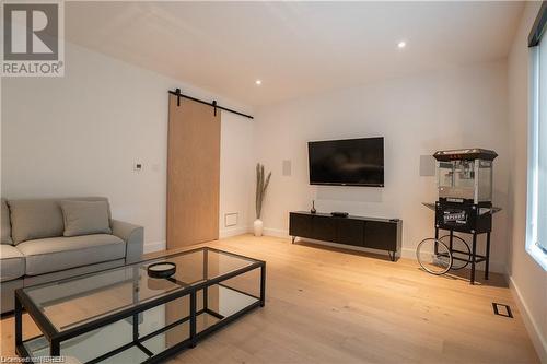 173 Sugarbush Street, North Bay, ON - Indoor Photo Showing Living Room