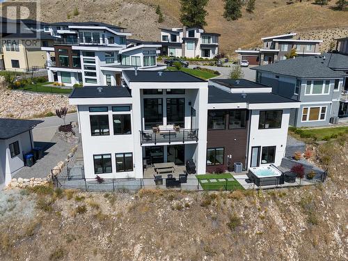 1426 Mine Hill Lane, Kelowna, BC - Outdoor