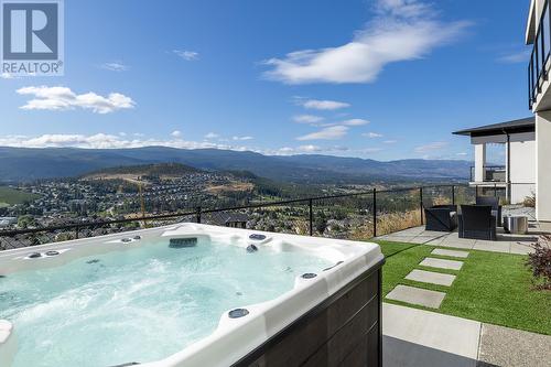 1426 Mine Hill Lane, Kelowna, BC - Outdoor With View