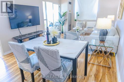 407 - 1655 Pickering Parkway, Pickering, ON - Indoor Photo Showing Living Room