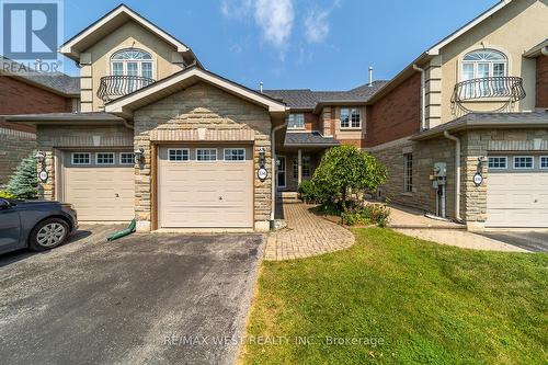 334 Cundles Road E, Barrie (Little Lake), ON - Outdoor With Facade