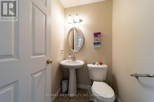 334 Cundles Road E, Barrie, ON - Indoor Photo Showing Bathroom