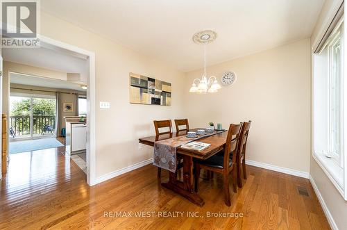 334 Cundles Road E, Barrie (Little Lake), ON - Indoor Photo Showing Dining Room