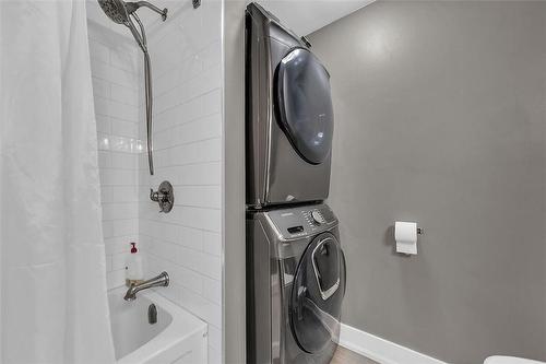 2200 Glenwood School Drive|Unit #42, Burlington, ON - Indoor Photo Showing Laundry Room