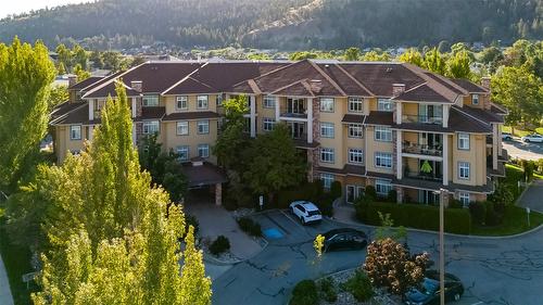 212-303 Whitman Road, Kelowna, BC 