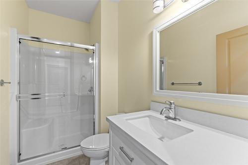 161 Mashie Crescent, Vernon, BC - Indoor Photo Showing Bathroom