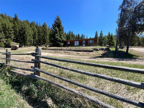 3309 Princeton Summerland Road, Princeton, BC - Outdoor