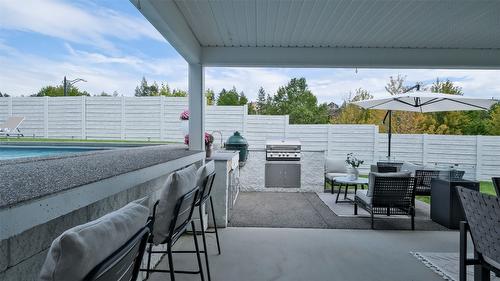 397 Tucker Court, Kelowna, BC - Outdoor With Deck Patio Veranda