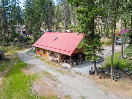 6871 33 Highway, Kelowna, BC - Outdoor With Deck Patio Veranda