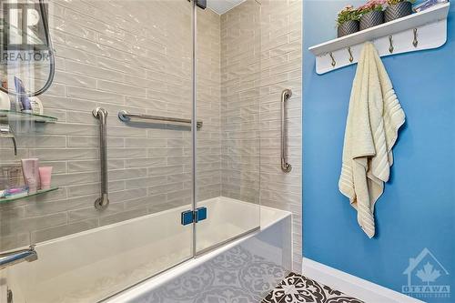 3426 Uplands Drive, Ottawa, ON - Indoor Photo Showing Bathroom