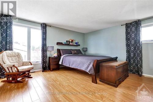 3426 Uplands Drive, Ottawa, ON - Indoor Photo Showing Bedroom