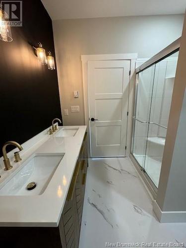 42 Connor Street, Petitcodiac, NB - Indoor Photo Showing Bathroom