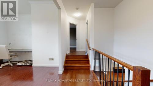 839 Teakwood Lane, London, ON - Indoor Photo Showing Other Room