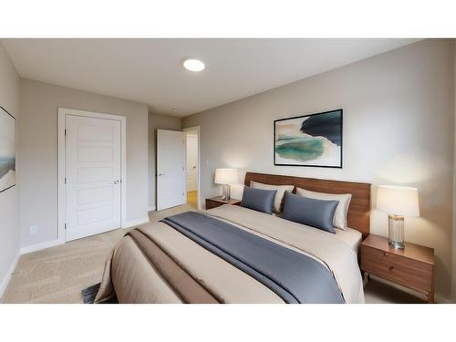 4 - 4824 Ridge Road, Radium Hot Springs, BC - Indoor Photo Showing Bedroom