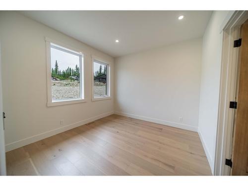 113 Sullivan Drive, Kimberley, BC - Indoor Photo Showing Other Room