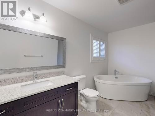 155 William Fair Drive, Clarington (Bowmanville), ON - Indoor Photo Showing Bathroom