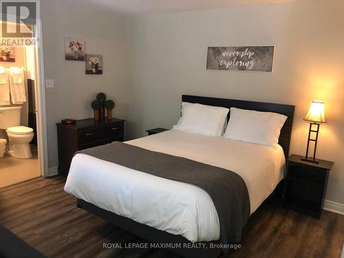 203 - 796468 Grey Road, Blue Mountains (Blue Mountain Resort Area), ON - Indoor Photo Showing Bedroom