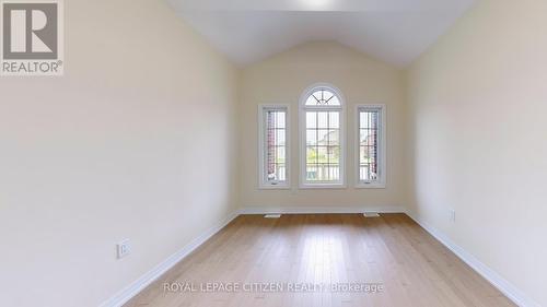 10 Lawson Avenue, Kawartha Lakes (Lindsay), ON - Indoor Photo Showing Other Room