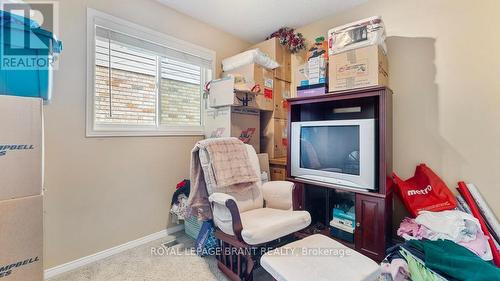 9 Anastasia Crescent, Brantford, ON - Indoor Photo Showing Other Room