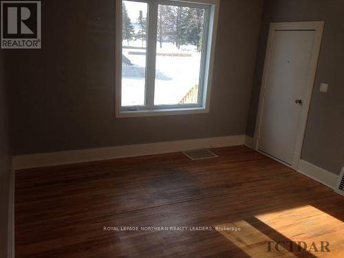 260 Eight Avenue, Timmins (Central), ON - Indoor Photo Showing Other Room