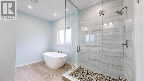 5 Burrows Court, Kawartha Lakes, ON - Indoor Photo Showing Bathroom