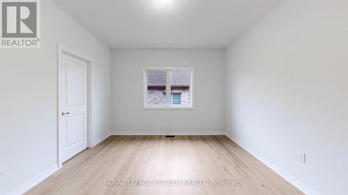 5 Burrows Court, Kawartha Lakes, ON - Indoor Photo Showing Other Room