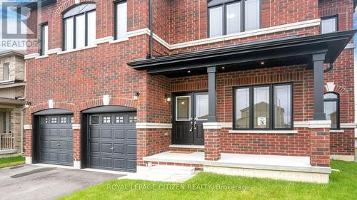 5 Burrows Court, Kawartha Lakes, ON - Outdoor With Facade