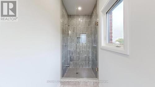 5 Burrows Court, Kawartha Lakes, ON -  Photo Showing Bathroom