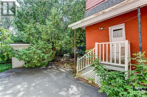 554 Mcleod Street, Ottawa, ON - Outdoor