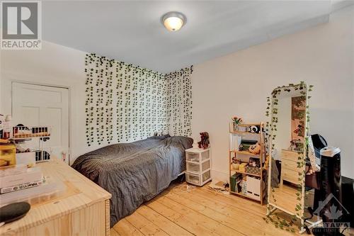 45-47 Heney Street, Ottawa, ON - Indoor Photo Showing Bedroom