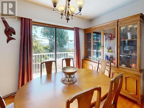 6957 Richmond Street, Powell River, BC - Indoor Photo Showing Dining Room