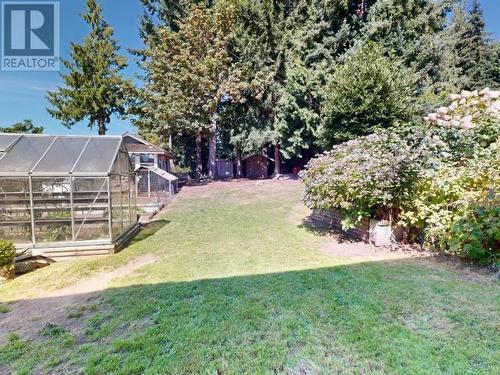 6957 Richmond Street, Powell River, BC - Outdoor