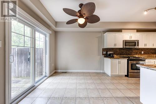 25 Liddycoat Lane, Hamilton (Ancaster), ON - Indoor Photo Showing Kitchen