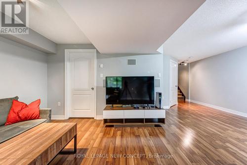 25 Liddycoat Lane, Hamilton (Ancaster), ON - Indoor Photo Showing Living Room