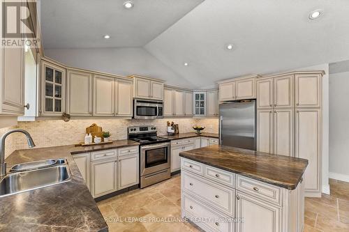 386 Nawautin Drive, Alnwick/Haldimand (Grafton), ON - Indoor Photo Showing Kitchen