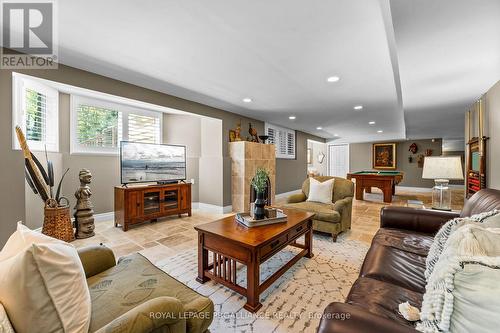 386 Nawautin Drive, Alnwick/Haldimand (Grafton), ON - Indoor Photo Showing Living Room