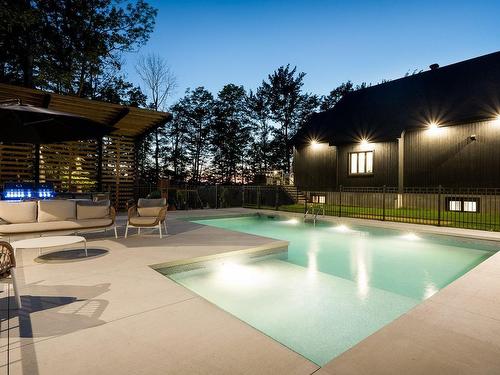 Piscine - 27 Rue De L'Orée-Des-Bois, Saint-Denis-De-Brompton, QC - Outdoor With In Ground Pool