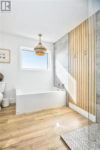 43 Hadley Road, Prince Albert, SK - Indoor Photo Showing Bathroom