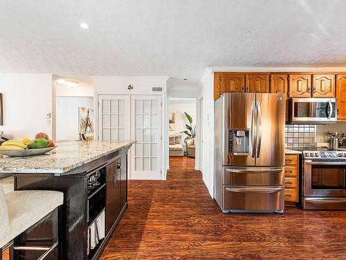 Interior - 4390 Rue Maréchal, Sherbrooke (Brompton/Rock Forest/Saint-Élie/Deauville), QC - Indoor Photo Showing Kitchen With Upgraded Kitchen