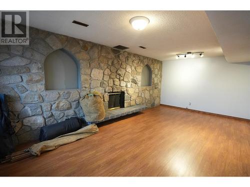 2140 Hadden Court, Kelowna, BC - Indoor With Fireplace