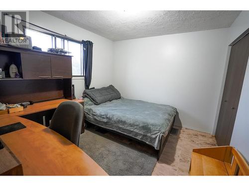 2140 Hadden Court, Kelowna, BC - Indoor Photo Showing Bedroom