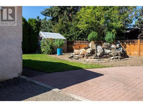 2140 Hadden Court, Kelowna, BC - Outdoor With Backyard