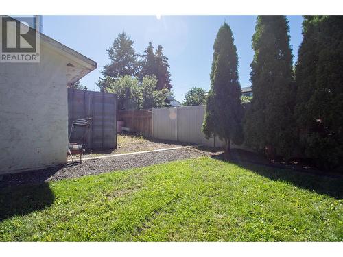 2140 Hadden Court, Kelowna, BC - Outdoor