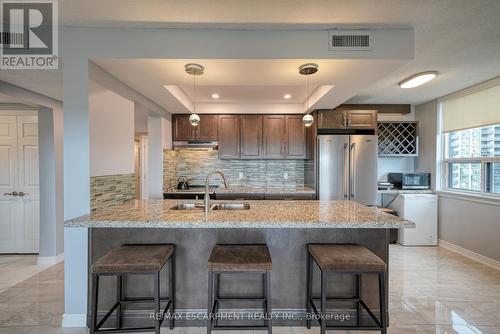 1506 - 120 Duke Street, Hamilton, ON - Indoor Photo Showing Kitchen With Double Sink With Upgraded Kitchen