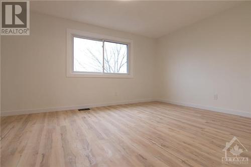 77 Foxfield Drive Unit#C, Ottawa, ON - Indoor Photo Showing Other Room