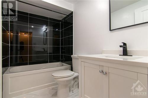 77 Foxfield Drive Unit#C, Ottawa, ON - Indoor Photo Showing Bathroom