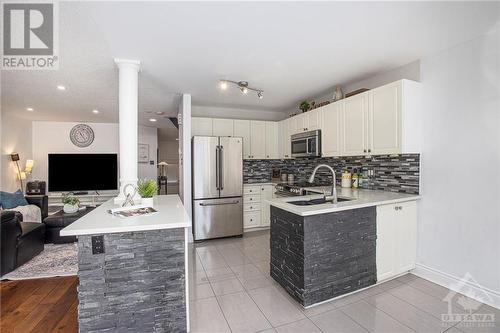 2087 Assomption Street, Ottawa, ON - Indoor Photo Showing Kitchen