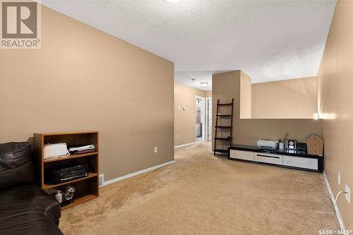 4686 Marigold Drive, Regina, SK - Indoor Photo Showing Other Room